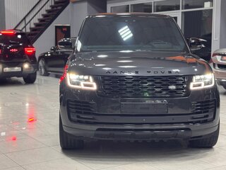 2019 Land Rover Range Rover IV Рестайлинг, серый, 7800000 рублей, вид 3