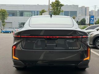 2026 Lexus ES 300h VIII, серый, 7777666 рублей, вид 3