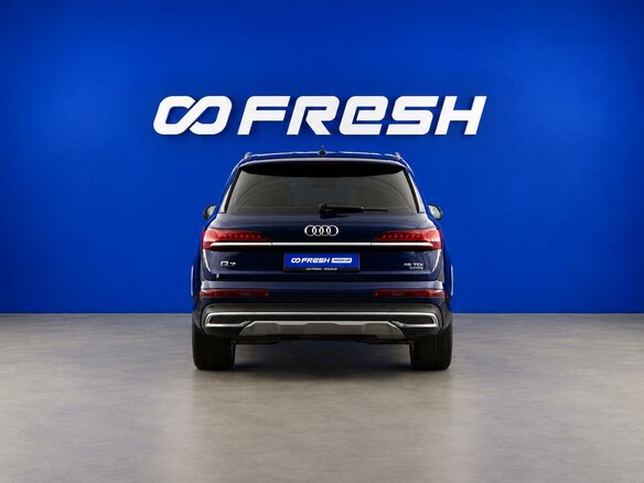 2020 Audi Q7 45 TDI II (4M) Рестайлинг, синий, 7333055 рублей - вид 3