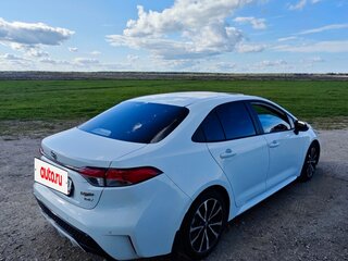 2022 Toyota Levin XII (E210), белый, 1860000 рублей, вид 5