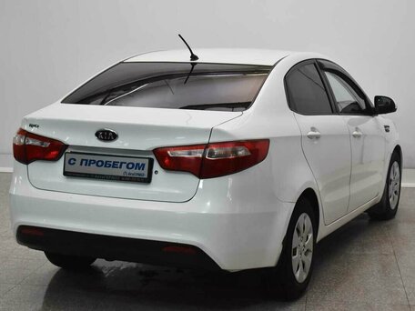 2012 Kia Rio III, белый, 515000 рублей, вид 4