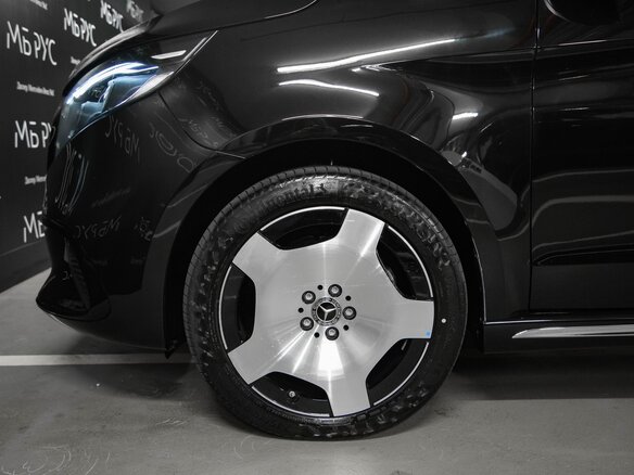 2026 Mercedes-Benz V-Класс Extra Long 300 d экстра длинный III (W447) Рестайлинг 2, чёрный, 18446400 рублей - вид 6