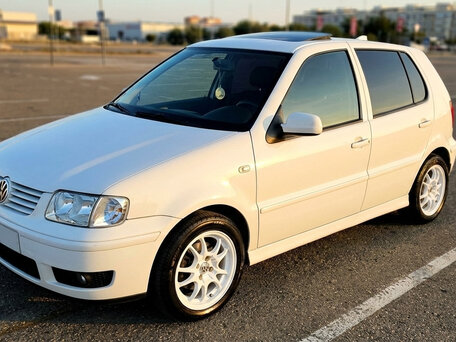 2001 Volkswagen Polo III Рестайлинг, белый, 360000 рублей, вид 1