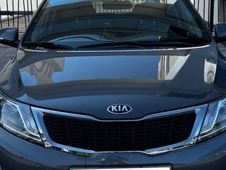 2014 Kia Rio 6-speed III, серебристый, 1350000 рублей, вид 2