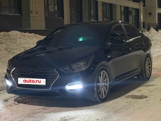 2018 Hyundai Solaris II, чёрный, 1050000 рублей, вид 4
