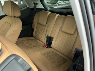 2026 Audi Q6 45 TFSI, чёрный, 8000000 рублей, вид 3