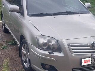2008 Toyota Avensis II Рестайлинг, серебристый, 820000 рублей, вид 1