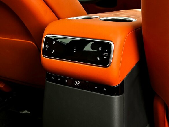 2024 Li Auto (Lixiang) L9 52.3 kWh I Рестайлинг, серый, 7090600 рублей - вид 18