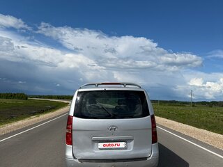 2009 Hyundai Grand Starex I, серебристый, 750000 рублей, вид 4