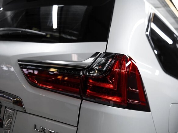 2016 Lexus LX 570 III Рестайлинг 2, белый, 7850000 рублей - вид 26
