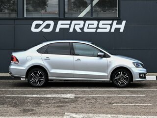 2016 Volkswagen Polo V Рестайлинг, серебристый, 1249000 рублей, вид 5