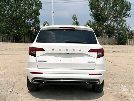 2022 Skoda Karoq DSG7 I, белый, 2050000 рублей, вид 5