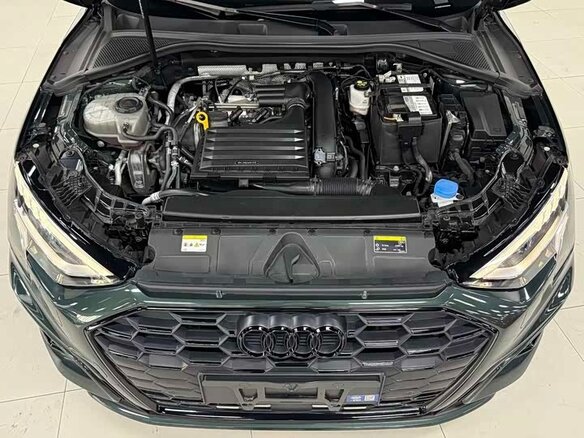 2023 Audi A3 Sportback 35 TFSI IV (8Y), зелёный, 1860000 рублей - вид 19