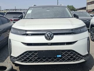 2026 Volkswagen Tavendor I Рестайлинг, белый, 5550000 рублей, вид 3