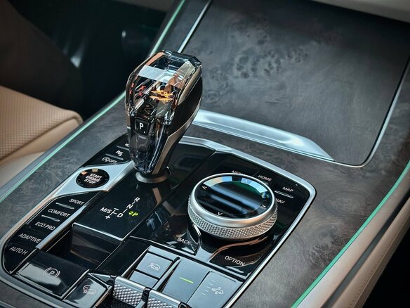 2020 BMW X7 30d I (G07), чёрный, 7250000 рублей - вид 6