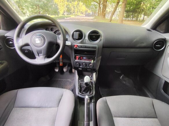 2008 SEAT Cordoba II Рестайлинг, серый, 250000 рублей - вид 6