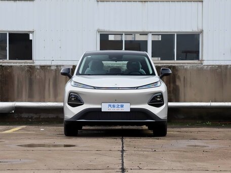 2026 Changan Qiyuan Q05 51.9 kWh II, серебристый, 2380000 рублей, вид 2