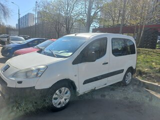 2010 Peugeot Partner II, белый, 355000 рублей, вид 4