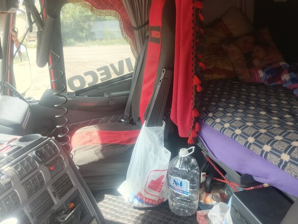 2008 Iveco Stralis, красный, 2300000 рублей - вид 18