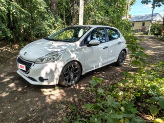 2013 Peugeot 208 I, белый, 550000 рублей, вид 1