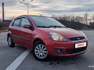 2006 Ford Fiesta Mk5, красный, 360000 рублей, вид 2
