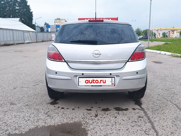 2014 Opel Astra H Рестайлинг, серебристый, 650000 рублей - вид 2