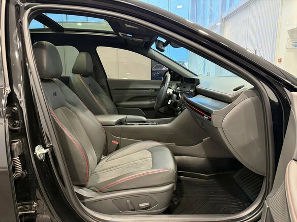 2024 Hyundai Sonata N-Line VIII (DN8) Рестайлинг, чёрный, 3640000 рублей - вид 8