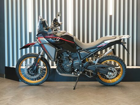 2026 QJMotor SRT 450 RX, красный, 579000 рублей, вид 5