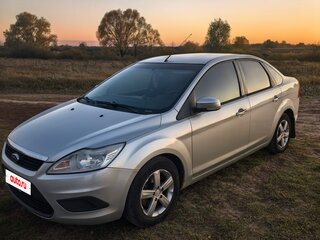 2009 Ford Focus II Рестайлинг, серебристый, 495000 рублей, вид 1