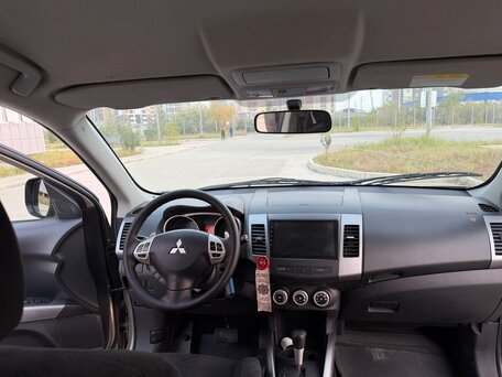 2008 Mitsubishi Outlander II, бежевый, 835000 рублей, вид 5
