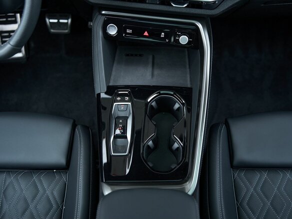2026 Audi Q5 L III (GU), зелёный, 6399900 рублей - вид 18