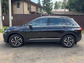 2018 Volkswagen Tiguan II, чёрный, 2990000 рублей, вид 5