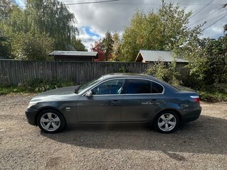 2009 BMW 5 серии 525xi V (E60/E61) Рестайлинг, серый, 1130000 рублей, вид 5