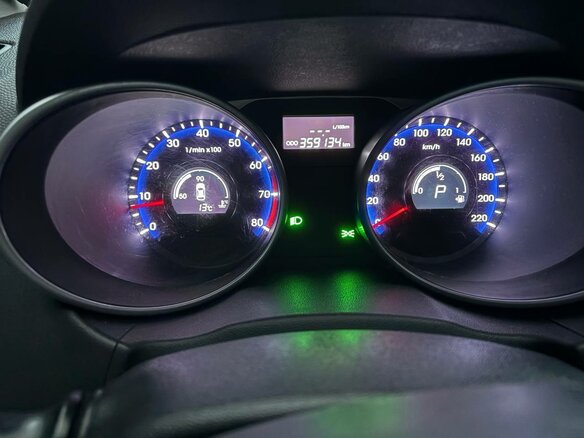 2014 Hyundai ix35 I Рестайлинг, серый, 950000 рублей - вид 10