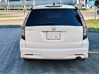 2010 Honda Stream II Рестайлинг, белый, 1249000 рублей, вид 4