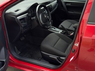 2013 Toyota Corolla XI (E160, E170, E180), красный, 1350000 рублей, вид 3