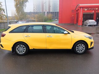 2020 Kia Ceed III, жёлтый, 1100000 рублей, вид 2