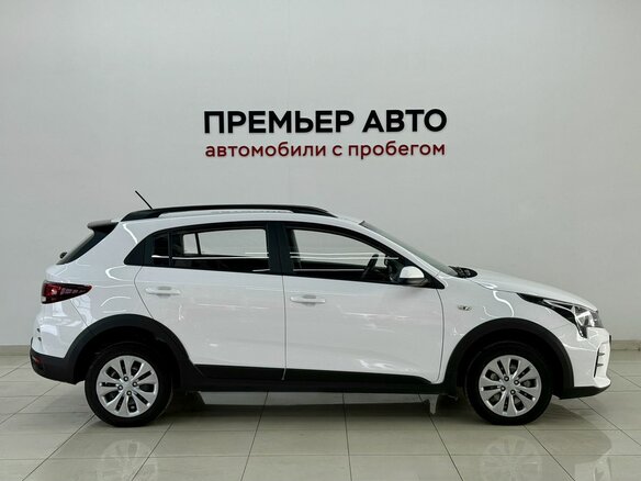 2022 Kia Rio X IV Рестайлинг, белый, 1490000 рублей - вид 12