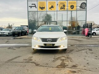 2014 Toyota Camry VII (XV50), белый, 1799000 рублей, вид 3