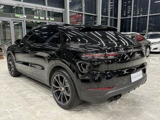 2023 Porsche Cayenne Coupé III, чёрный, 11800000 рублей, вид 4