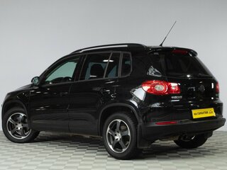 2011 Volkswagen Tiguan I, чёрный, 1439000 рублей, вид 4