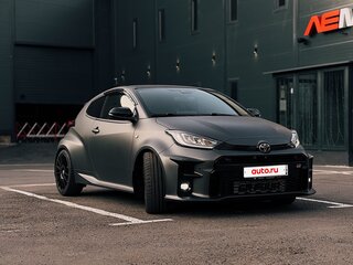 2021 Toyota Yaris IV, чёрный, 4999999 рублей, вид 1
