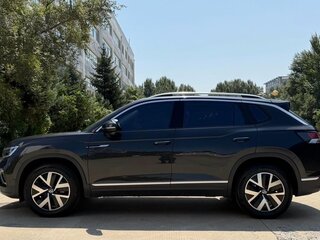 2023 Volkswagen Tayron I Рестайлинг, чёрный, 2300000 рублей, вид 5
