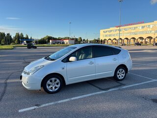 2008 Toyota Prius II Рестайлинг (XW20), белый, 970000 рублей, вид 2