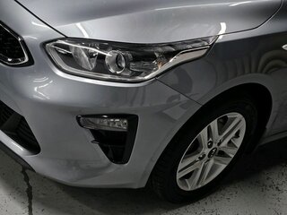 2020 Kia Ceed III, серый, 2030000 рублей, вид 4