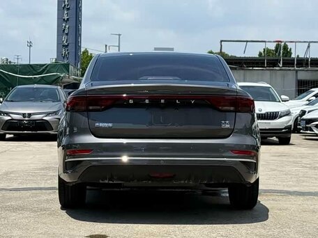 2023 Geely Emgrand II, серый, 1200000 рублей, вид 5