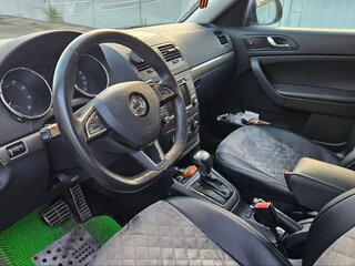2014 Skoda Yeti I Рестайлинг, белый, 1000000 рублей, вид 4