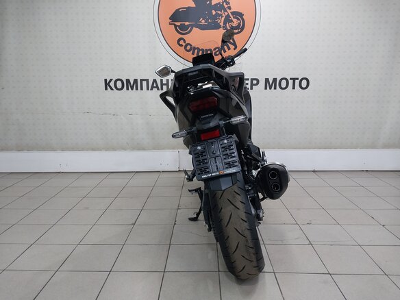 2025 Honda NT1100, серый, 1949000 рублей - вид 3