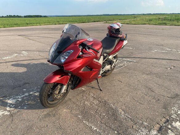 2003 Honda VFR 800, красный, 415000 рублей - вид 4