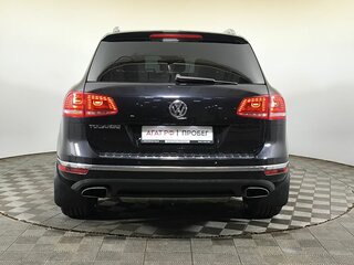 2016 Volkswagen Touareg II Рестайлинг, чёрный, 3100000 рублей, вид 5